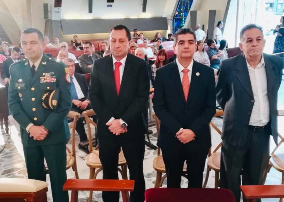 Autoridades políticas y militares en los actos de conmemoración de los 53 años de creación del Quindío Autoridades políticas y militares en los actos de conmemoración de los 53 años de creación del Quindío
