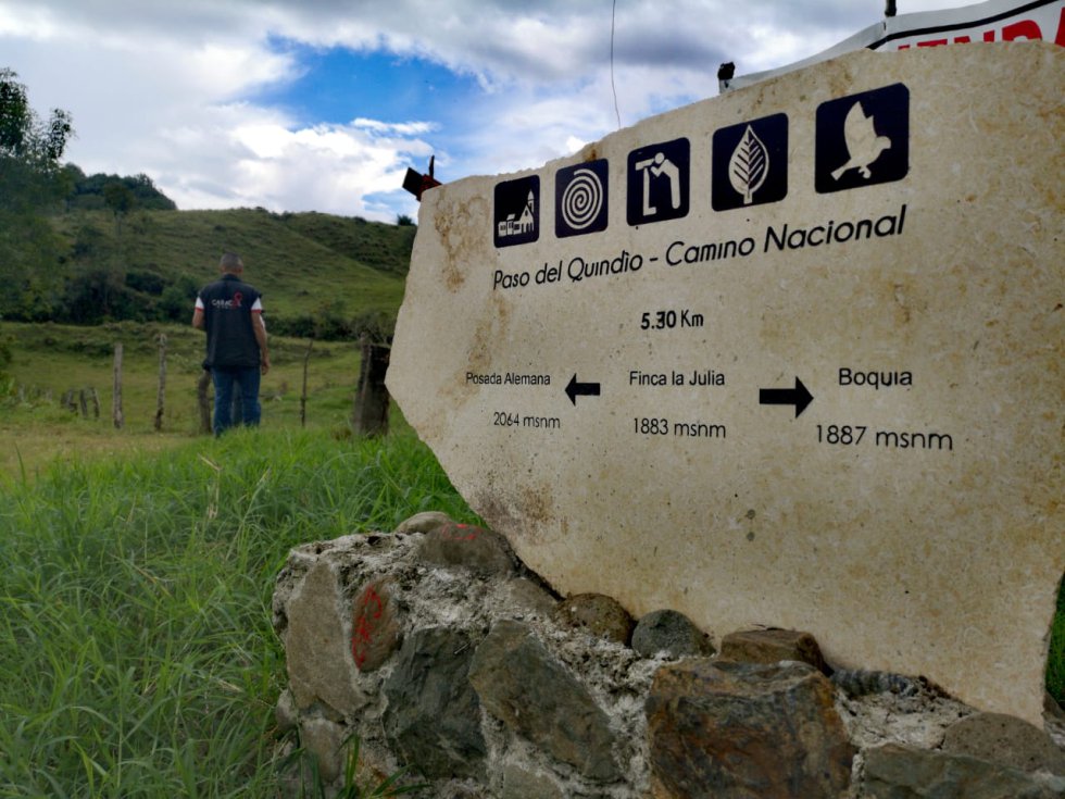 Placa que hace relación al camino del Quindío Placa que hace relación al camino del Quindío