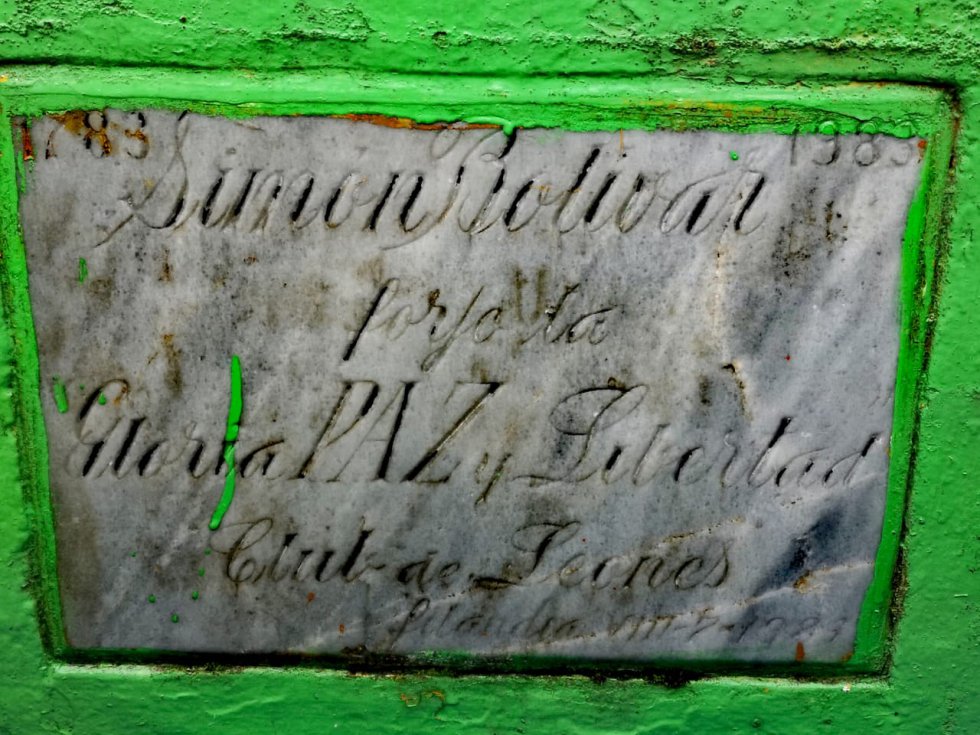 Placa conmemorativa del paso del Quindío en Salento Placa conmemorativa del paso del Quindío en Salento