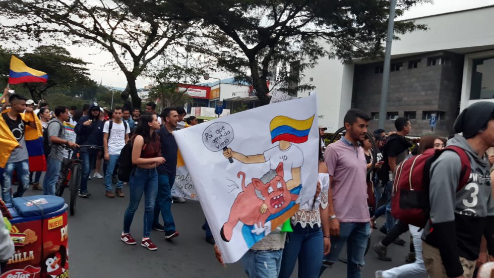 Las caricaturas también hicieron parte de la jornada de movilización Las caricaturas también hicieron parte de la jornada de movilización