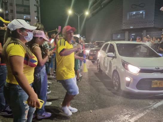 Seguidores de Rodolfo Hernández celebran en Bucaramanga