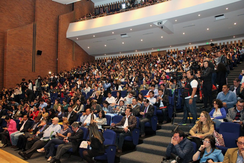 Fotos Así Se Vivió El Debate De Hora 20 Con Los Candidatos Por La Alcaldía De Bogotá 7175