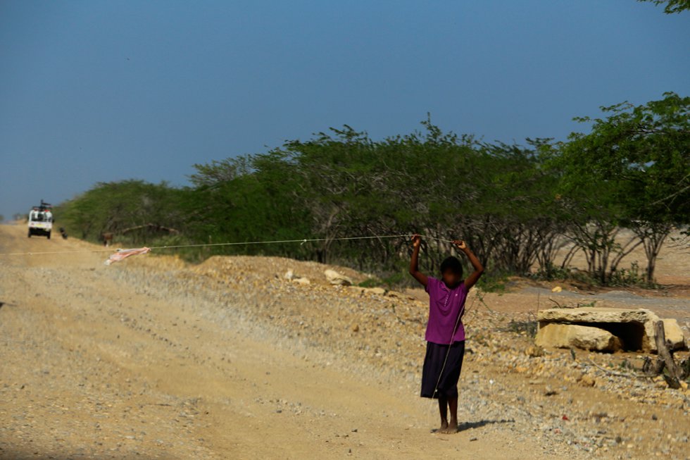 Durante el recorrido se encuentran "peajes" improvisados por los niños para pedir dinero y agua. Durante el recorrido se encuentran "peajes" improvisados por los niños para pedir dinero y agua.