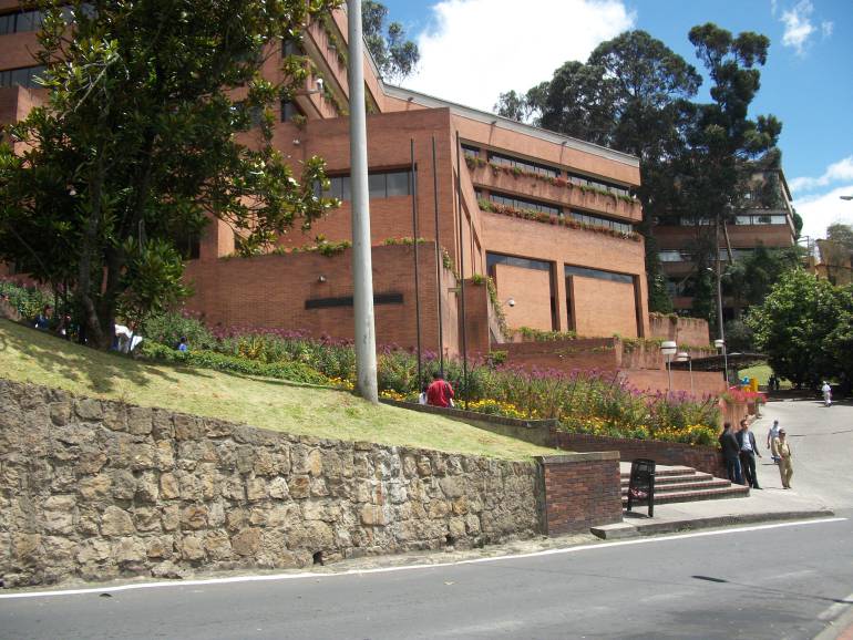 Universidad Externado de Colombia cumplió 130 años de fundada ...