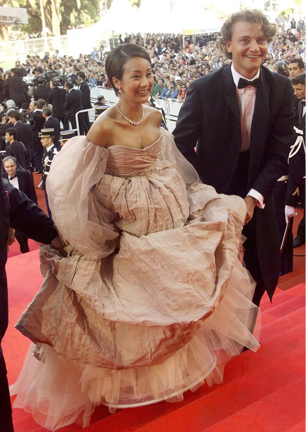 Estrella de televisión, Eriko Nakamura. Festival de Cine de Cannes número 52 en Cannes - 20 de mayo de 1999. Estrella de televisión, Eriko Nakamura. Festival de Cine de Cannes número 52 en Cannes - 20 de mayo de 1999.