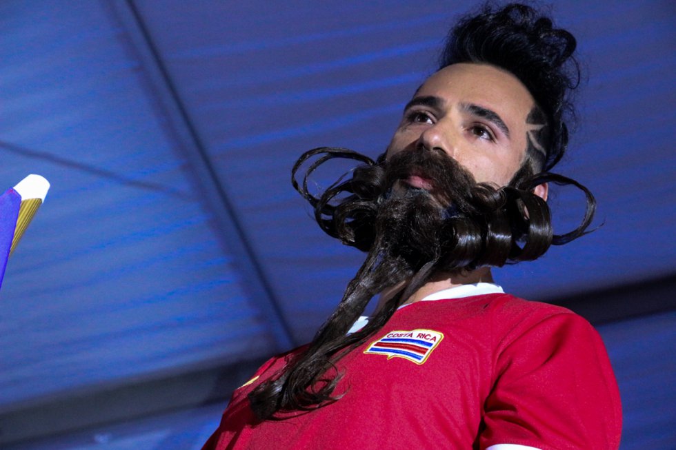 Las barbas largas y con adornos son una costumbre que se remite a los años 50 en familias de alta alcurnia. Las barbas largas y con adornos son una costumbre que se remite a los años 50 en familias de alta alcurnia.