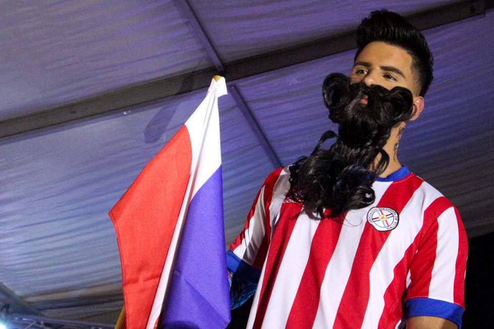 Para Fabián Vargas, todo futbolista ahora es metrosexual, pues además de preocuparse por rendir en la cancha, todos quieren lucir impecables. Para Fabián Vargas, todo futbolista ahora es metrosexual, pues además de preocuparse por rendir en la cancha, todos quieren lucir impecables.