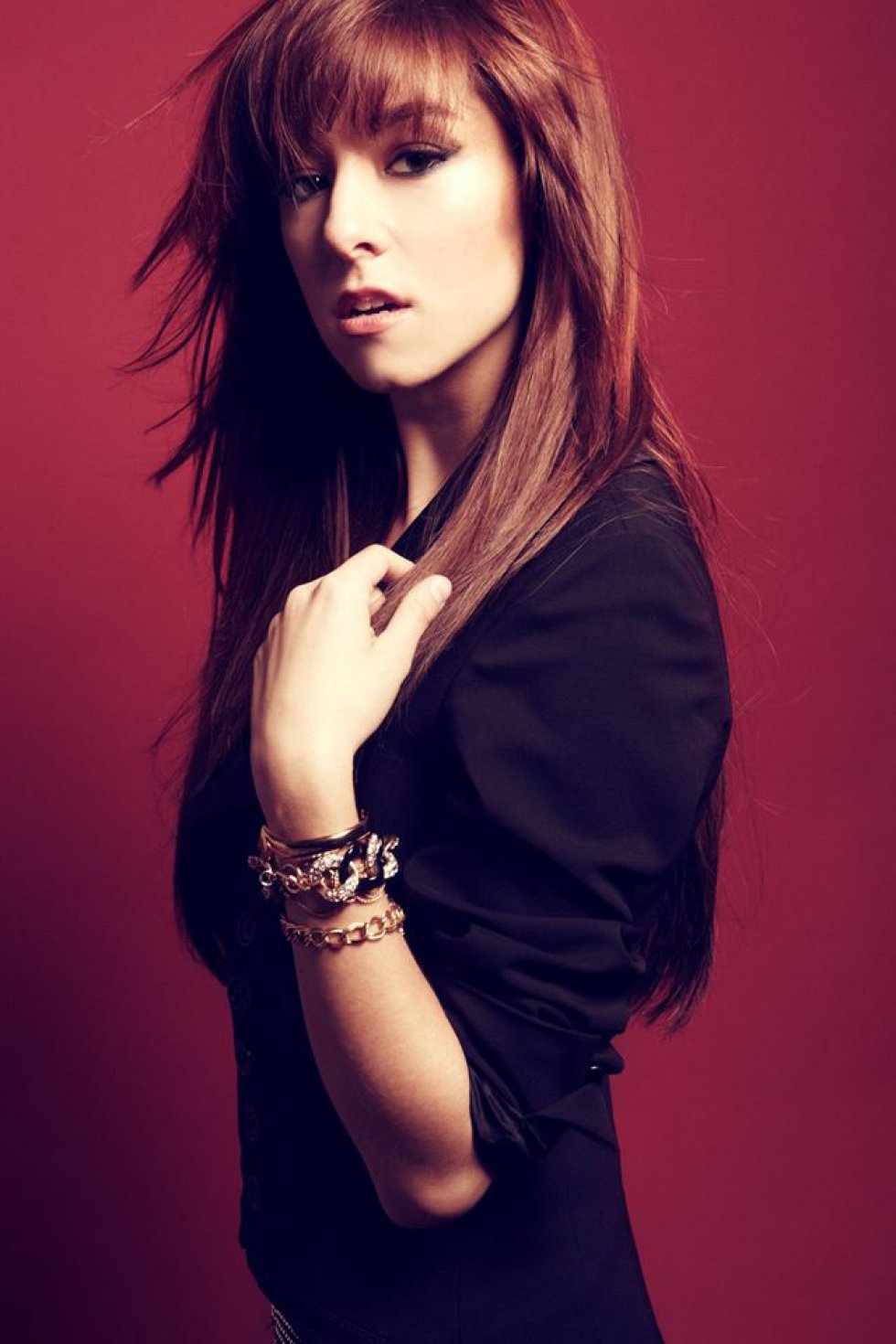 Durante la competencia, el mentor de Grimmie, Adam, expresó sus intenciones de firmarla en su sello discográfico 222 Records, Lil Wayne también expresó sus intenciones de firmarla en su sello Young Money Entertainment. Por último, Grimmie escogió firmar con Island Records. Durante la competencia, el mentor de Grimmie, Adam, expresó sus intenciones de firmarla en su sello discográfico 222 Records, Lil Wayne también expresó sus intenciones de firmarla en su sello Young Money Entertainment. Por último, Grimmie escogió firmar con Island Records.