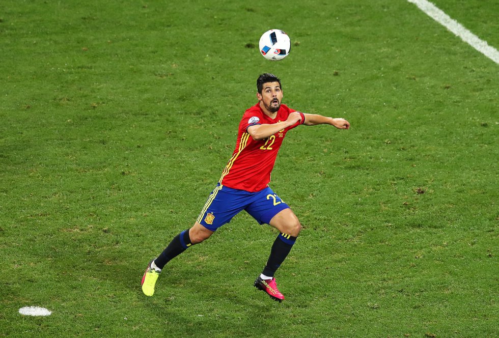 Nolito convirtió el segundo gol para España. Nolito convirtió el segundo gol para España.