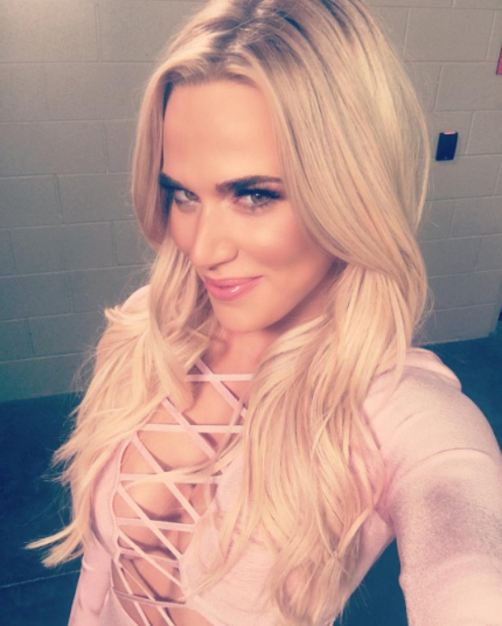 Su participación más destacada fue en Wrestlemania 32. En la "Vitrina de los Inmortales" hizo equipo con Naomi, Tamina, Summer Rae y Emma, equipo que fue derrotado por la alianza formada por Brie Bella, Paige, Natalya, Eva Marie y Alicia Fox. Su participación más destacada fue en Wrestlemania 32. En la "Vitrina de los Inmortales" hizo equipo con Naomi, Tamina, Summer Rae y Emma, equipo que fue derrotado por la alianza formada por Brie Bella, Paige, Natalya, Eva Marie y Alicia Fox.