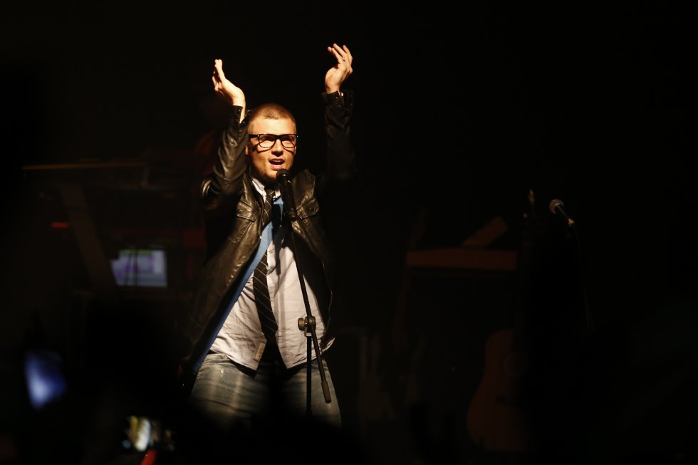 Carter fue una de las figuras más reconocidas y populares de Backstreet Boys, con una interesante carrera como solista en los últimos 15 años, por lo que en el escenario del Teatro Ecci El Dorado, en el centro de la Capital del país. Carter fue una de las figuras más reconocidas y populares de Backstreet Boys, con una interesante carrera como solista en los últimos 15 años, por lo que en el escenario del Teatro Ecci El Dorado, en el centro de la Capital del país.