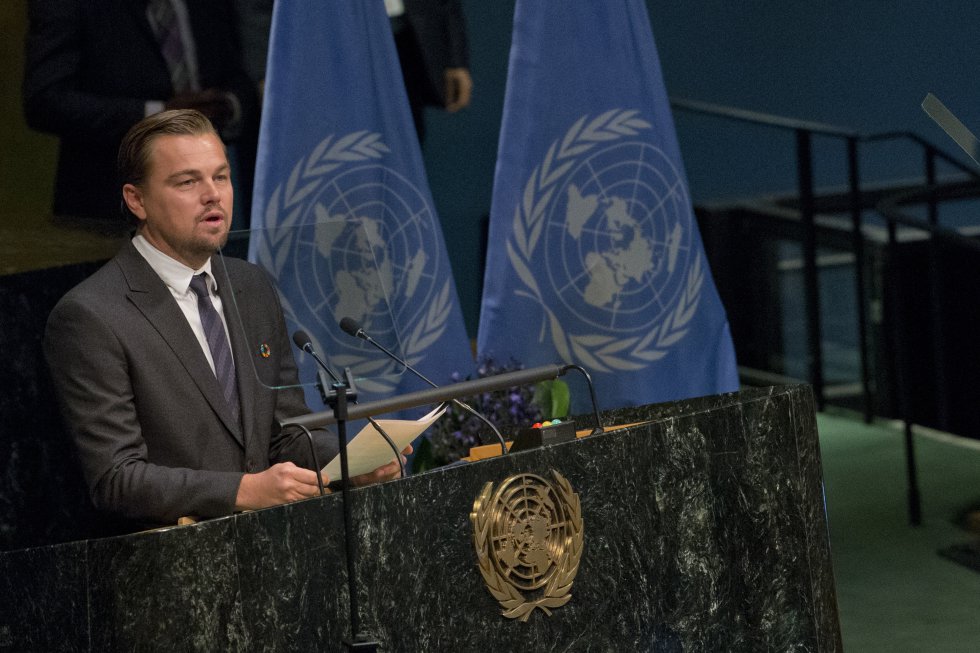 A través de su la Leonardo DiCaprio Foundation el actor comunicó que donará 15.7 millones de dólares a organizaciones ambientales que luchan contra el cambio climático. El protagonista de ‘El renacido’ creó la institución en 1998 desde donde ha apoyado otras iniciativas para salvar el planeta. A través de su la Leonardo DiCaprio Foundation el actor comunicó que donará 15.7 millones de dólares a organizaciones ambientales que luchan contra el cambio climático. El protagonista de ‘El renacido’ creó la institución en 1998 desde donde ha apoyado otras iniciativas para salvar el planeta.
