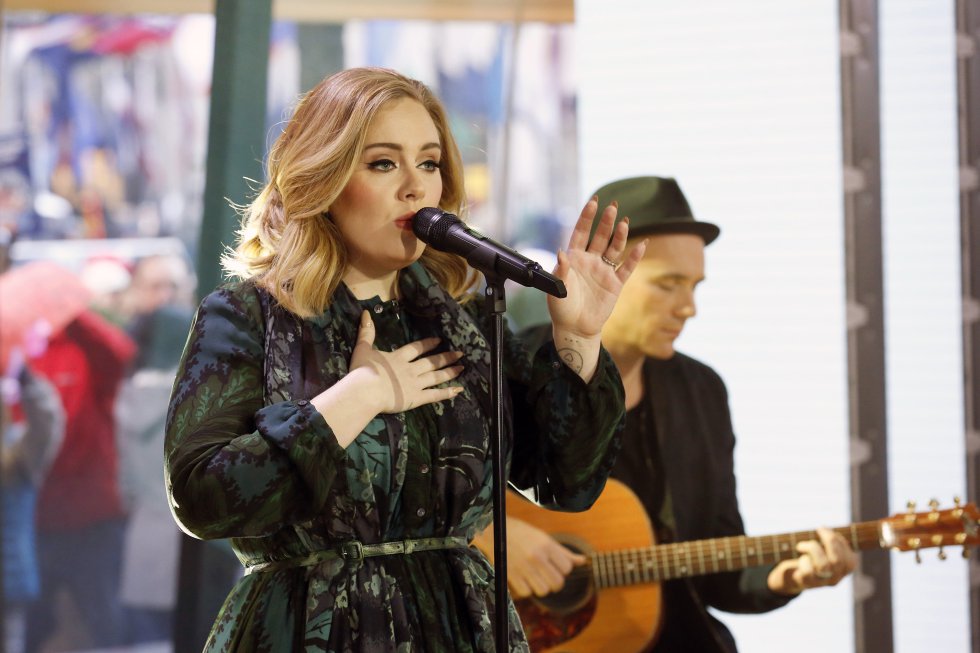 80.5 millones de dólares acumuló Adele entre junio de 2015 y junio de 2016. Más de la mitad de sus ganancias corresponden netamente a lo que recoje del negocio de la música. 80.5 millones de dólares acumuló Adele entre junio de 2015 y junio de 2016. Más de la mitad de sus ganancias corresponden netamente a lo que recoje del negocio de la música.