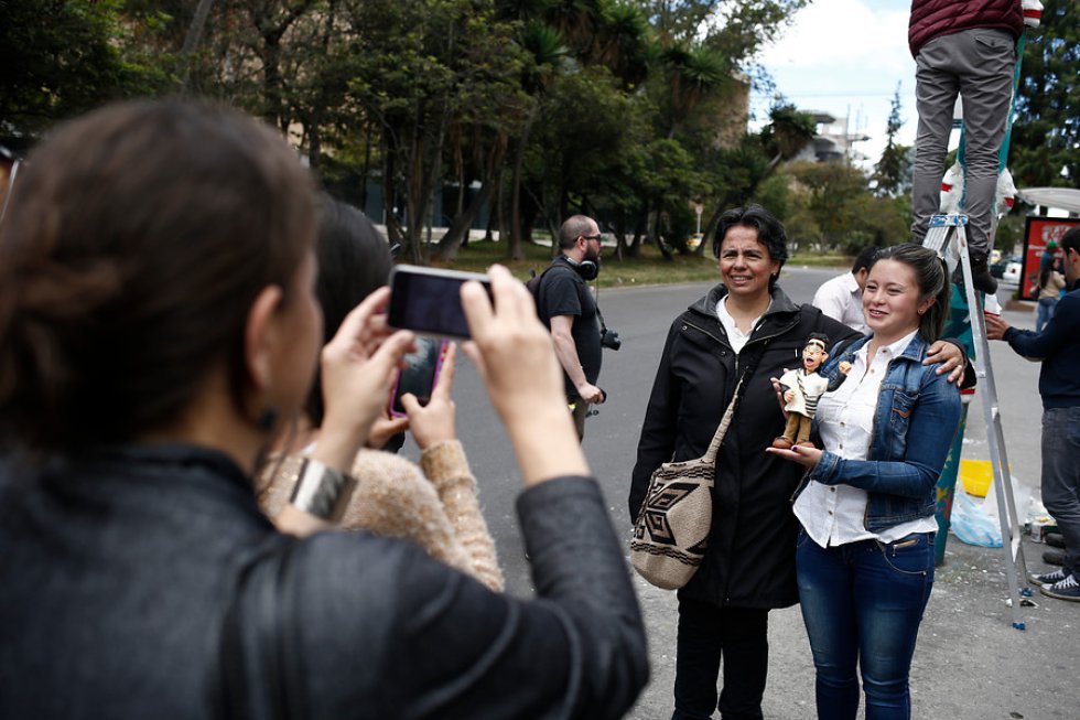 En las investigaciones solo se ha condenado al jefe de las Autodefensas Unidas de Colombia, Carlos Castaño. En las investigaciones solo se ha condenado al jefe de las Autodefensas Unidas de Colombia, Carlos Castaño.