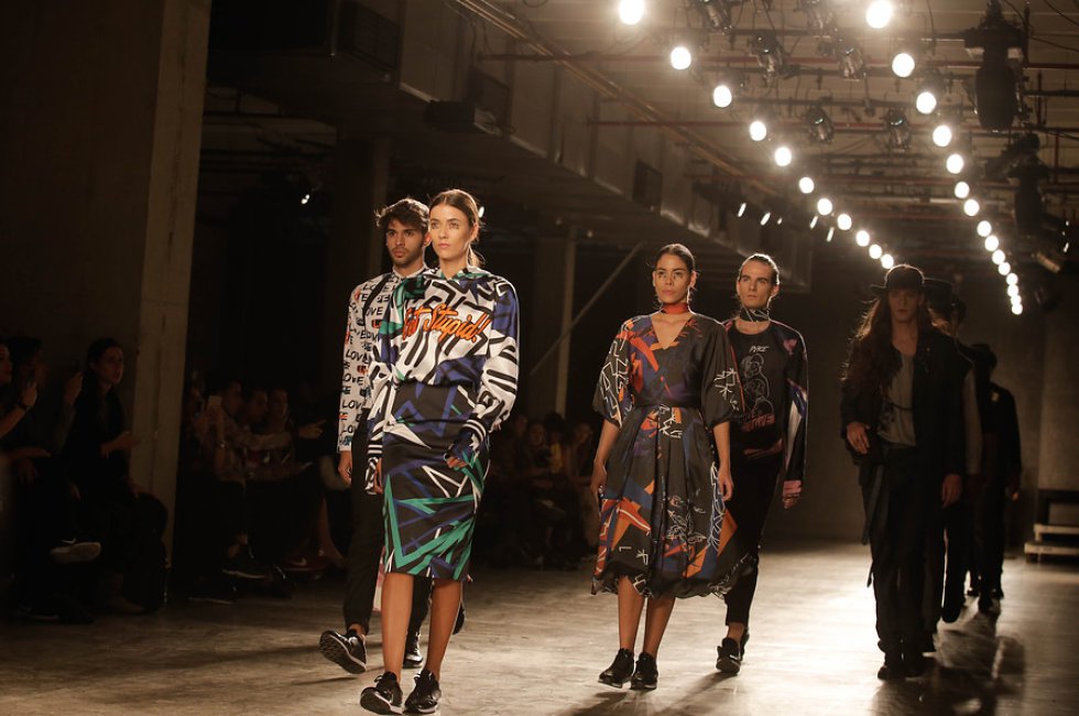 Con música y pasarelas la capital celebra las tendencias en la moda colombiana. Con música y pasarelas la capital celebra las tendencias en la moda colombiana.