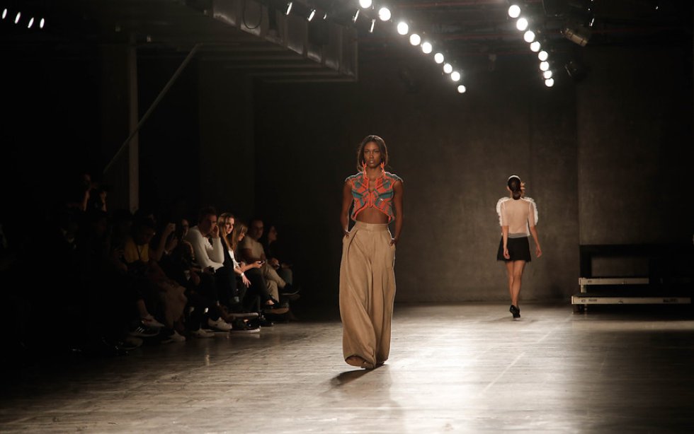Son alrededor de 50 marcas de diseñadores las que estarán expuestas hasta este viernes 21 de octubre. Son alrededor de 50 marcas de diseñadores las que estarán expuestas hasta este viernes 21 de octubre.