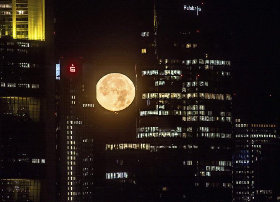 Los “lunáticos” colombianos podrán observarla desde las 6 de la tarde en diferentes ciudades. Los “lunáticos” colombianos podrán observarla desde las 6 de la tarde en diferentes ciudades.