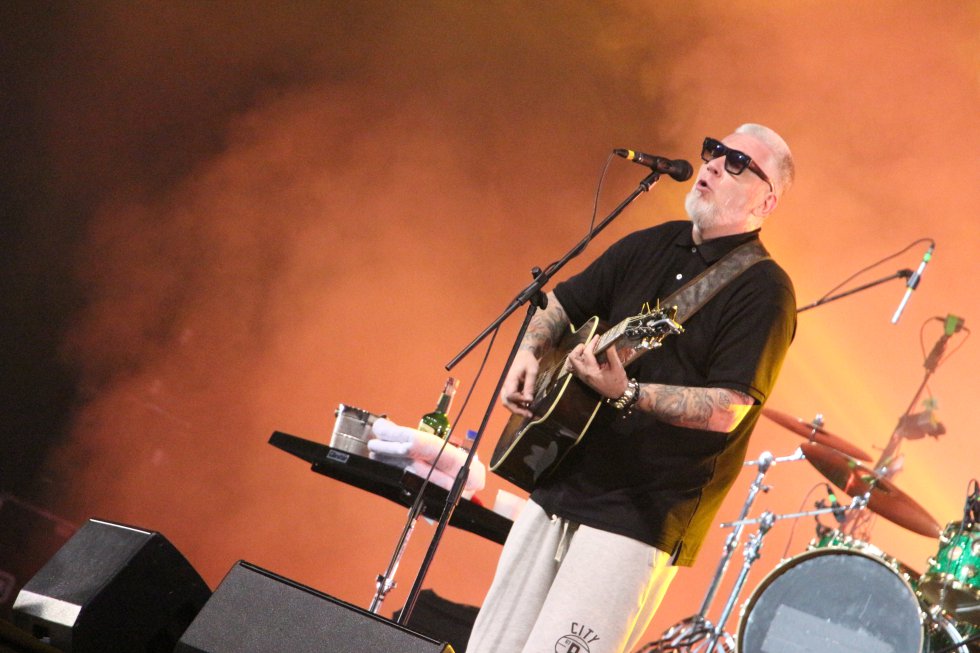 En cambio en la segunda tarima de Almax estuvo llena de artistas internacionales En cambio en la segunda tarima de Almax estuvo llena de artistas internacionales