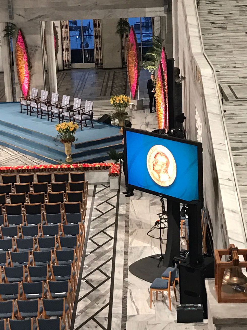 Cinco días después de que los colombianos dieran el 'No' a los acuerdos, el Comité Nobel noruego premió a principios de octubre el papel de Santos Cinco días después de que los colombianos dieran el 'No' a los acuerdos, el Comité Nobel noruego premió a principios de octubre el papel de Santos