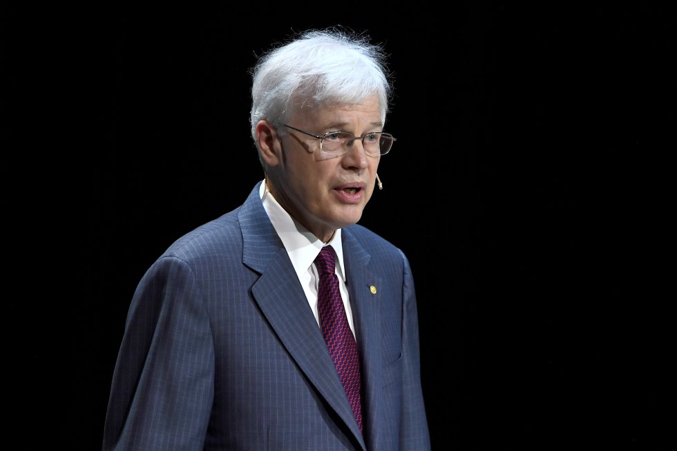 Bengt Holmsröm, Nobel de Economía otorgado por sus contribuciones a la teoría del contrato, a mejorar la comprensión de los efectos de los acuerdos laborales. Bengt Holmsröm, Nobel de Economía otorgado por sus contribuciones a la teoría del contrato, a mejorar la comprensión de los efectos de los acuerdos laborales.