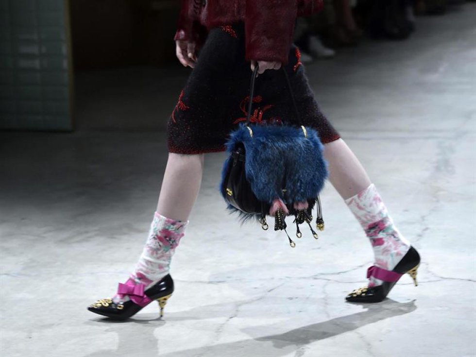 Grandes de la moda como Marc Jacobs, Ermenegildo Zegna, Giorgio Armani, Alexander McQueen y muchos más todos reunidos en la Semana de la Moda de Milán. Grandes de la moda como Marc Jacobs, Ermenegildo Zegna, Giorgio Armani, Alexander McQueen y muchos más todos reunidos en la Semana de la Moda de Milán.
