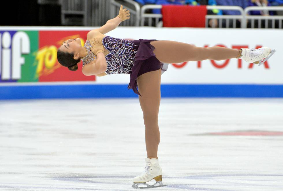 Mirai Nagasu durante el campeonato durante el Campeonato de Patinaje Artístico de de Estados Unidos en Sprint Center. Mirai Nagasu durante el campeonato durante el Campeonato de Patinaje Artístico de de Estados Unidos en Sprint Center.