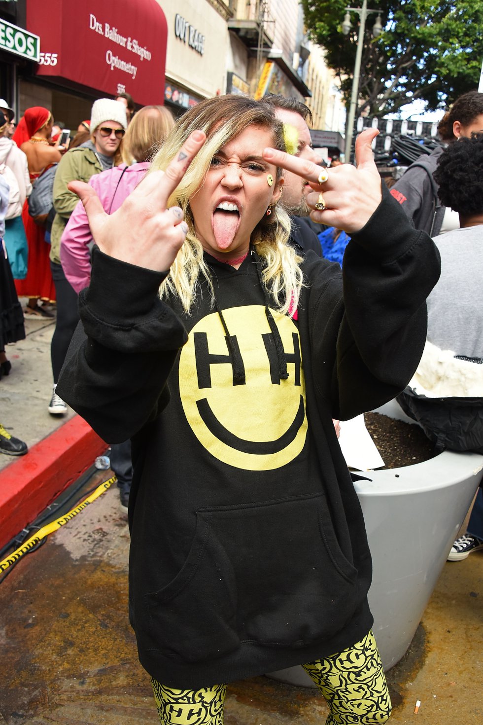 Miley Cyrus en la marcha de la mujer en Los Ángeles. Miley Cyrus en la marcha de la mujer en Los Ángeles.