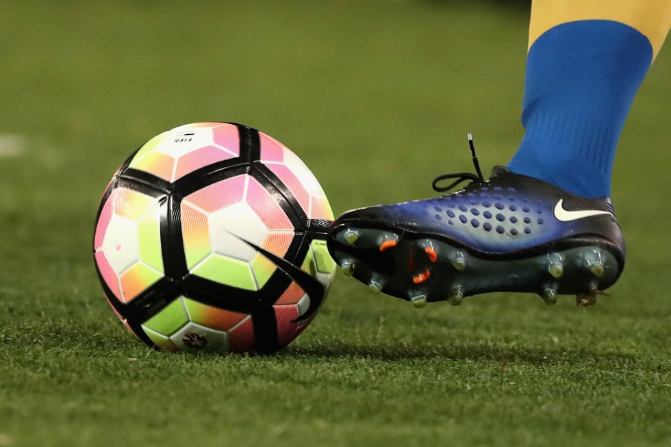 La casa de subastas "Futbolasta" celebrará desde Miami Beach (EE.UU.) la primera subasta en línea que cuenta con objetos que pertenecieron a jugadores como Diego Maradona, Pele, Mario Kempes, Alfredo Di Stefano, entre otros. La casa de subastas "Futbolasta" celebrará desde Miami Beach (EE.UU.) la primera subasta en línea que cuenta con objetos que pertenecieron a jugadores como Diego Maradona, Pele, Mario Kempes, Alfredo Di Stefano, entre otros.