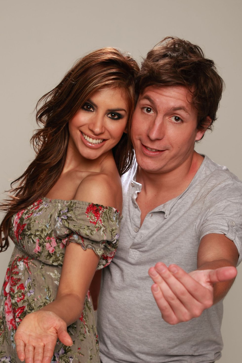 En este programa duró cuatro años y luego cambió de programa en el mismo canal para presentar “Nuestra semana, nuestra tele” junto al comediante Alejandro Riaño. En este programa duró cuatro años y luego cambió de programa en el mismo canal para presentar “Nuestra semana, nuestra tele” junto al comediante Alejandro Riaño.