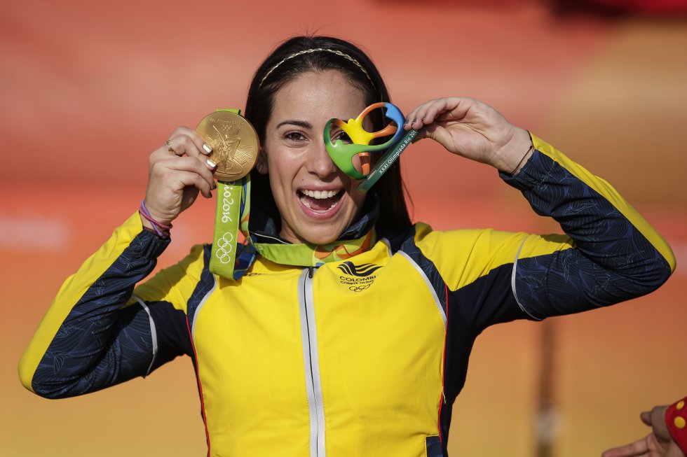 Mariana Pajón: Única deportista nacional en la historia en alcanzar dos medallas de oro olímpicas. La antioqueña es la reina del BMX. Mariana Pajón: Única deportista nacional en la historia en alcanzar dos medallas de oro olímpicas. La antioqueña es la reina del BMX.