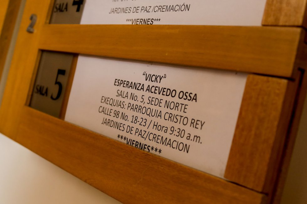 Las exequias de la cantante Esperanza Acevedo se llevan a cabo en la Funeraria Gaviria. Las exequias de la cantante Esperanza Acevedo se llevan a cabo en la Funeraria Gaviria.