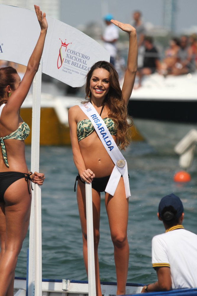 Las reinas usaron trajes de baño. Este lunes 20 de marzo se conocerá la nueva soberana de la belleza colombiana. Las reinas usaron trajes de baño. Este lunes 20 de marzo se conocerá la nueva soberana de la belleza colombiana.