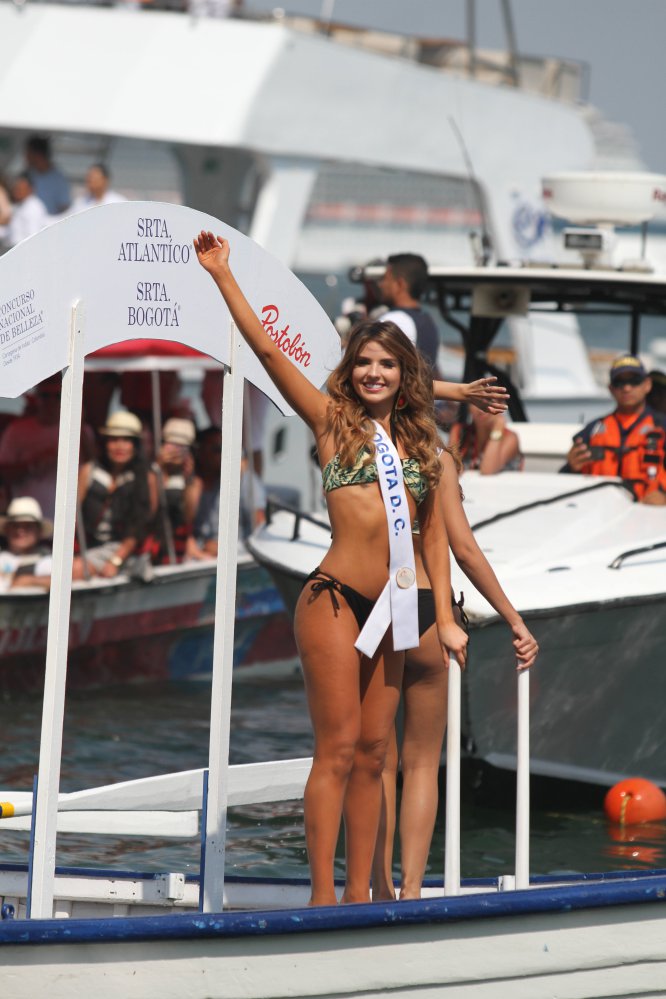 Las reinas usaron trajes de baño. Este lunes 20 de marzo se conocerá la nueva soberana de la belleza colombiana. Las reinas usaron trajes de baño. Este lunes 20 de marzo se conocerá la nueva soberana de la belleza colombiana.