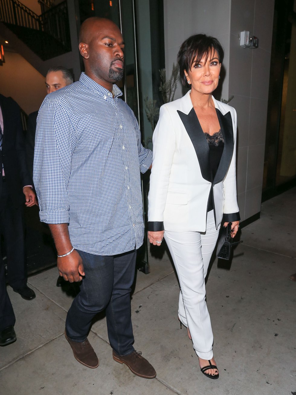La matriarca del clan Kardashian habría tomado la decisión de concluir su relación para focalizar toda su atención en su famosa familia y en el programa de telerrealidad que les catapultó a todos a la fama La matriarca del clan Kardashian habría tomado la decisión de concluir su relación para focalizar toda su atención en su famosa familia y en el programa de telerrealidad que les catapultó a todos a la fama