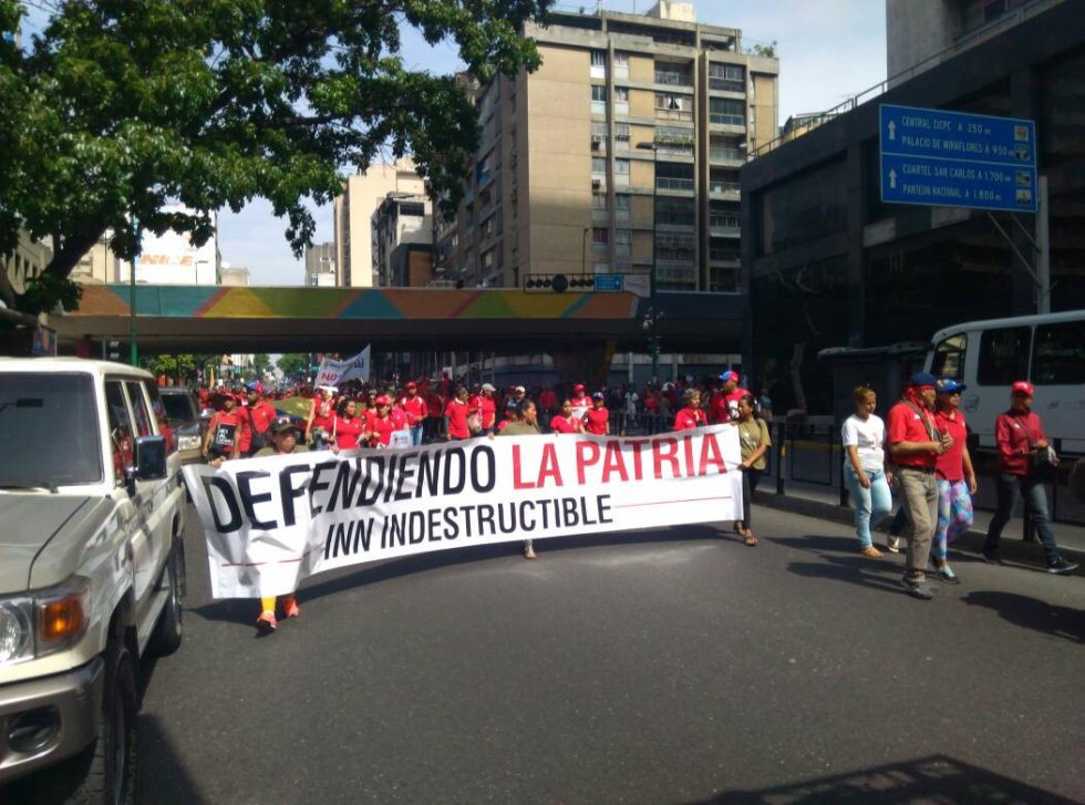 Por su parte, el alcalde del municipio caraqueño Chacao dijo que los centros hospitalarios de su jurisdicción atendieron a 57 personas "provenientes de la manifestación", que intentó sin éxito llegar hasta la Defensoría del Pueblo en el centro de la capital venezolana. Por su parte, el alcalde del municipio caraqueño Chacao dijo que los centros hospitalarios de su jurisdicción atendieron a 57 personas "provenientes de la manifestación", que intentó sin éxito llegar hasta la Defensoría del Pueblo en el centro de la capital venezolana.