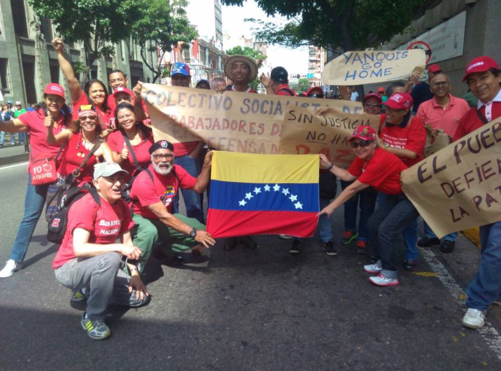 Todas estas movilizaciones se produjeron cuando ya han transcurrido casi tres semanas de protestas antigubernamentales de calle que, con los números de hoy, arrojan un balance de al menos ocho muertos -entre ellos un agente policial- y casi mil detenidos. Todas estas movilizaciones se produjeron cuando ya han transcurrido casi tres semanas de protestas antigubernamentales de calle que, con los números de hoy, arrojan un balance de al menos ocho muertos -entre ellos un agente policial- y casi mil detenidos.