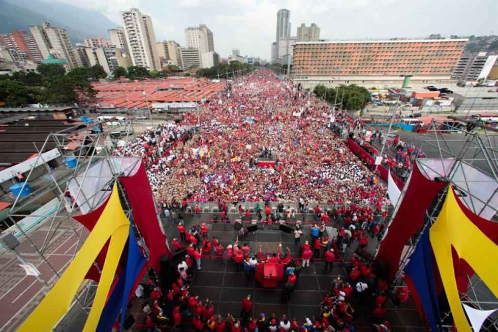 Ambas víctimas murieron a causa de disparos de bala de autores desconocidos y, según información preliminar, no participaban en las manifestaciones. Ambas víctimas murieron a causa de disparos de bala de autores desconocidos y, según información preliminar, no participaban en las manifestaciones.