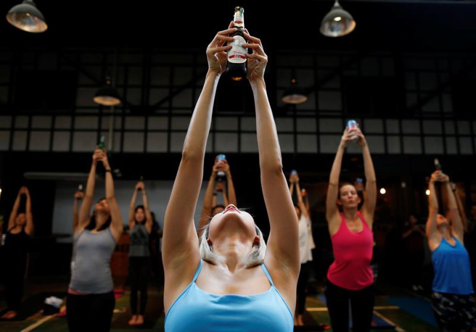 Nipaporn Audrach, organizadora del evento de Bangkok Brew Yoga, dijo a Efe que la respuesta a su iniciativa superó todas sus expectativas. Nipaporn Audrach, organizadora del evento de Bangkok Brew Yoga, dijo a Efe que la respuesta a su iniciativa superó todas sus expectativas.