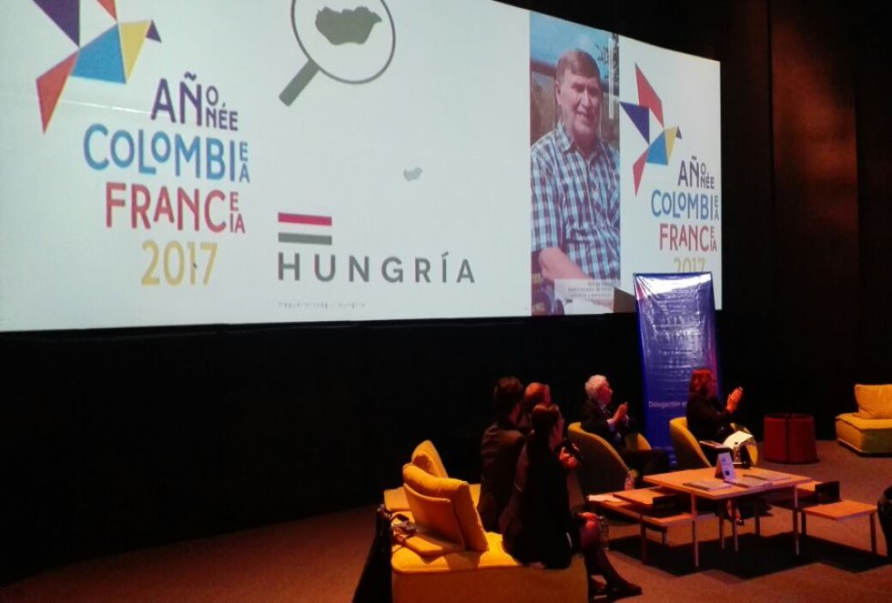Conversatorios sobre el futuro y pasado de Colombia en el mundo en la FilBo 2017 Conversatorios sobre el futuro y pasado de Colombia en el mundo en la FilBo 2017