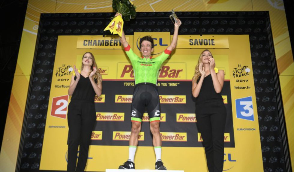 Rigoberto Urán fue el gran ganador de la etapa 9 del Tour de Francia, después de una fuerte competencia con el francés Warren Barguil. Rigoberto Urán fue el gran ganador de la etapa 9 del Tour de Francia, después de una fuerte competencia con el francés Warren Barguil.