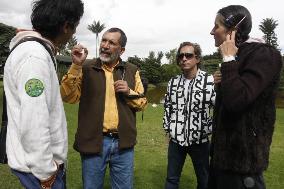 En 2012, recibió el título Honoris Causa, otorgado por la Universidad Nacional. En 2012, recibió el título Honoris Causa, otorgado por la Universidad Nacional.