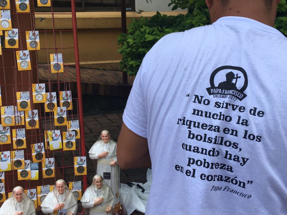 Francisco realizó una misa homilía en Catama. Francisco realizó una misa homilía en Catama.