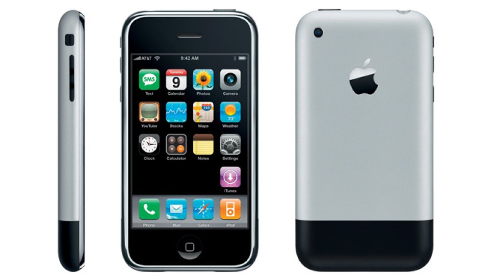Introdujo pantalla táctil (de 3,5 pulgadas), aplicaciones de entretenimiento heredadas del iPod, contenidos multimedia y una experiencia de navegación única en su época. Introdujo pantalla táctil (de 3,5 pulgadas), aplicaciones de entretenimiento heredadas del iPod, contenidos multimedia y una experiencia de navegación única en su época.