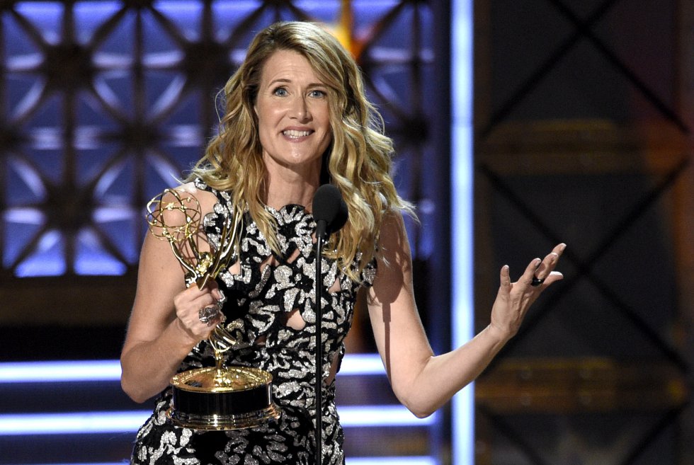 Laura Dern ganó el premio a la actriz destacada de reparto en una serie limitada o película para "Big Little Lies" Laura Dern ganó el premio a la actriz destacada de reparto en una serie limitada o película para "Big Little Lies"