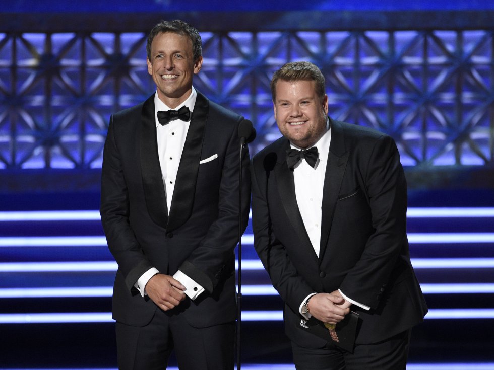 Seth Meyers, a la izquierda, y James Corden presentan el premio al mejor actor de reparto Seth Meyers, a la izquierda, y James Corden presentan el premio al mejor actor de reparto
