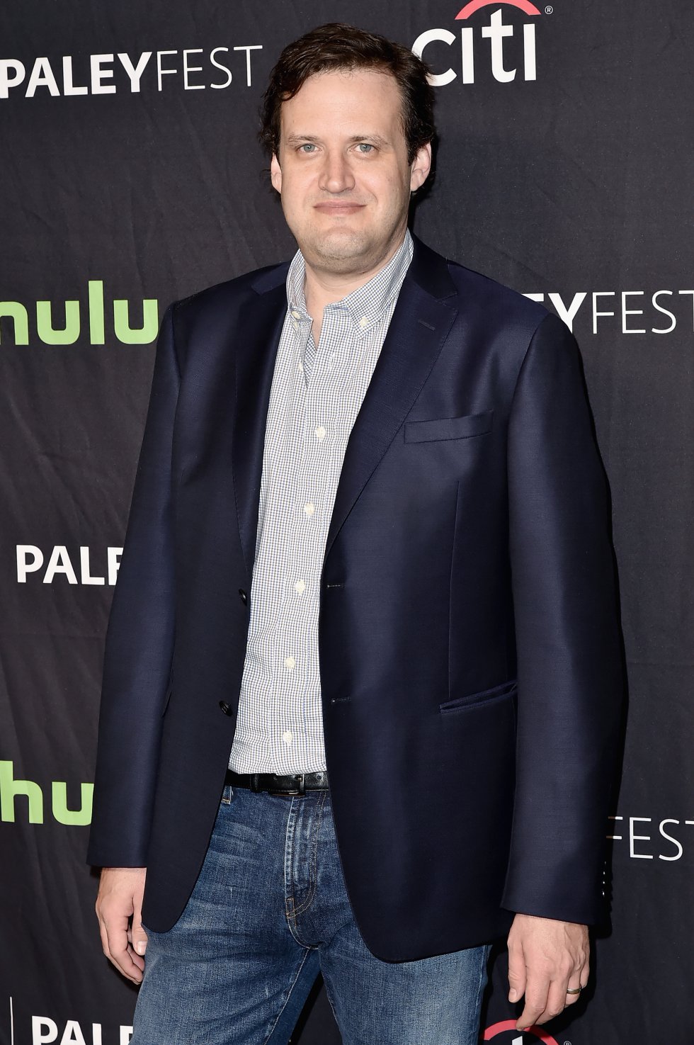 El productor ejecutivo de producciones como 'Supergirl', 'The Flash', 'Arrow' y 'DC Legends of Tomorrow', fue denunciado por 15 mujeres y cuatro hombres por acoso sexual, según 'Variety'. El productor ejecutivo de producciones como 'Supergirl', 'The Flash', 'Arrow' y 'DC Legends of Tomorrow', fue denunciado por 15 mujeres y cuatro hombres por acoso sexual, según 'Variety'.