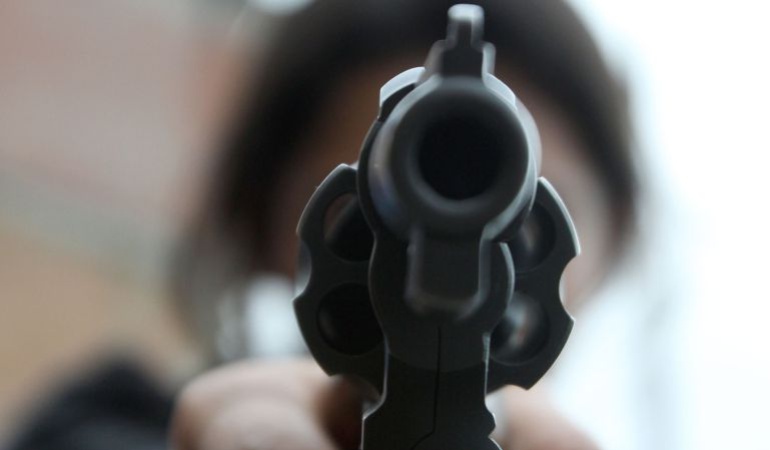 Asesinatos con armas de fuego: Lesiones por arma de fuego, entre las  principales causas de muerte | Nacional | Caracol Radio