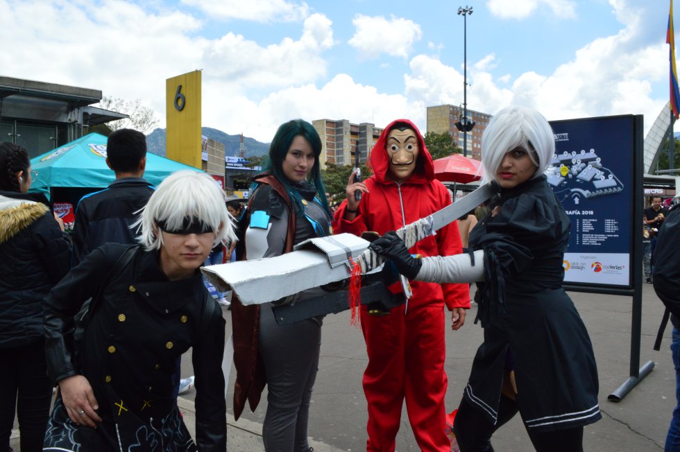 Los asistentes llegan a Corferias para divertirse, aprovechar la programación y, sobre todo, para deleitarse con los cosplayers. Los asistentes llegan a Corferias para divertirse, aprovechar la programación y, sobre todo, para deleitarse con los cosplayers.