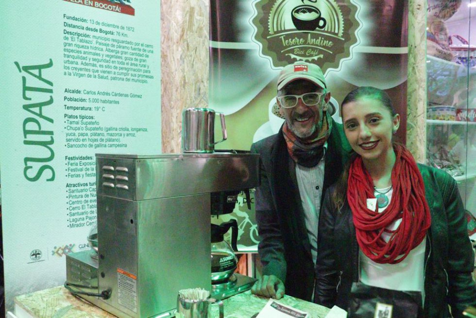 Cada rincón del departamento está representado en ExpoCundinamarca por un artesano, un bailarín, un cocinero o un emprendedor. Cada rincón del departamento está representado en ExpoCundinamarca por un artesano, un bailarín, un cocinero o un emprendedor.