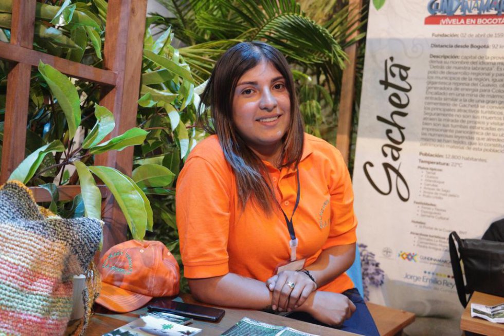 Cada rincón del departamento está representado en ExpoCundinamarca por un artesano, un bailarín, un cocinero o un emprendedor. Cada rincón del departamento está representado en ExpoCundinamarca por un artesano, un bailarín, un cocinero o un emprendedor.